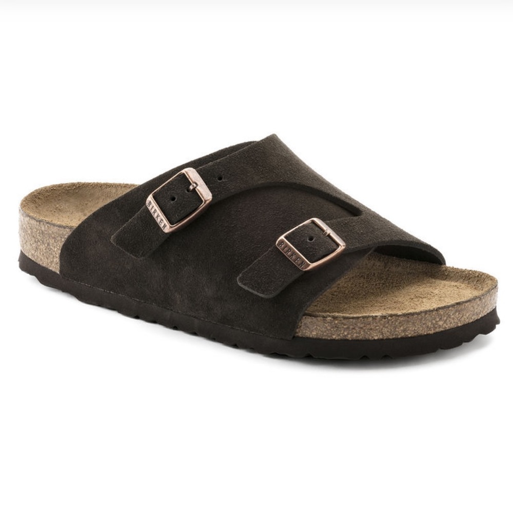 Mocha Suede Birkenstock’s.